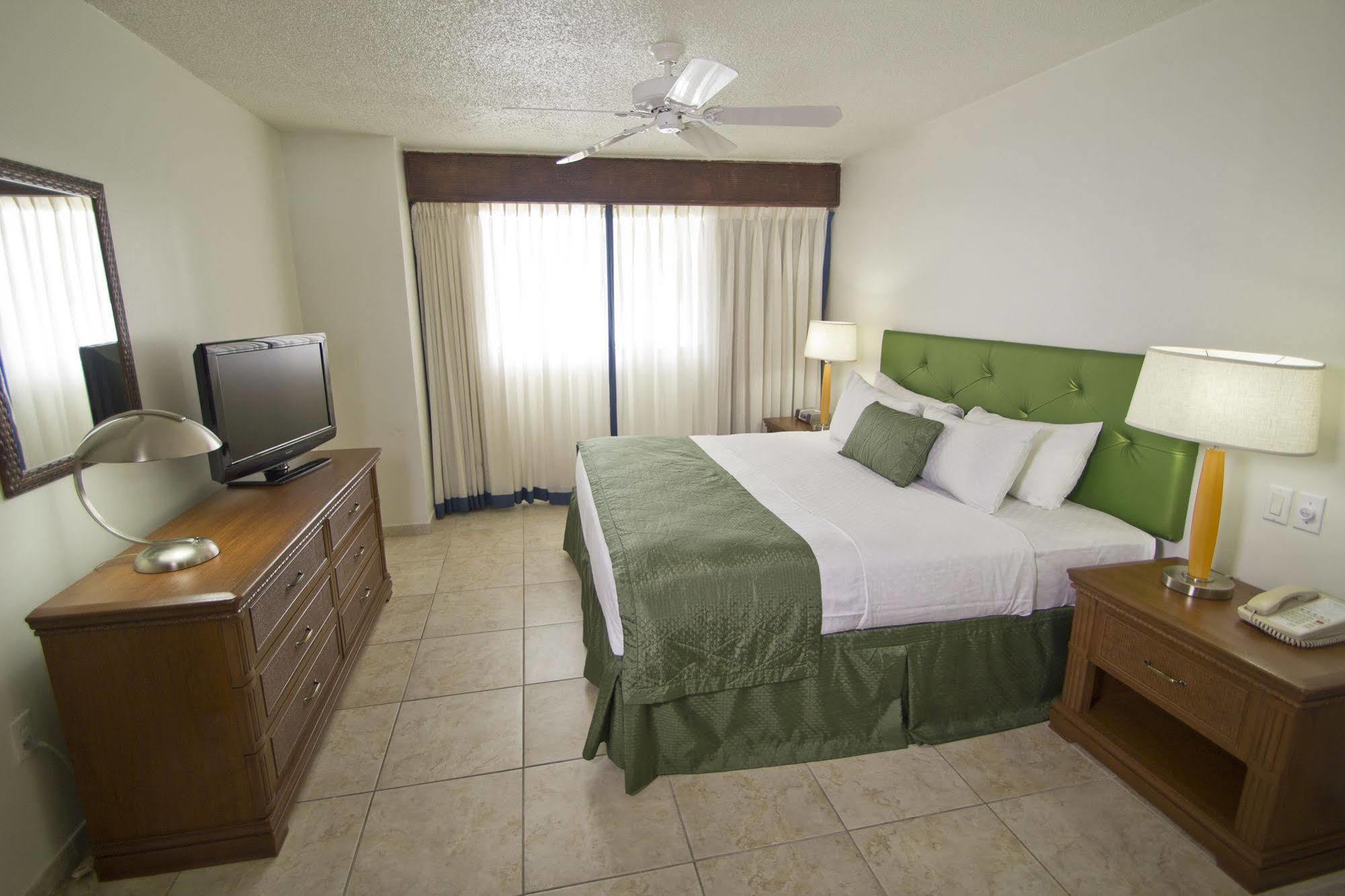Hilton Vacation Club Flamingo Beach Sint Maarten Pelican Key Bilik gambar